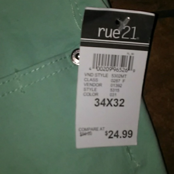 NWT Women's Skinny Jeans - Picture 7 of 7